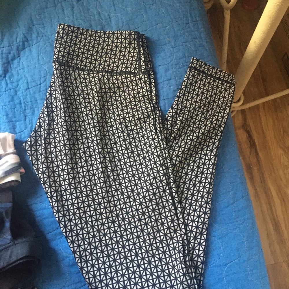 Lululemon❌sold❌ - Picture 2 of 6